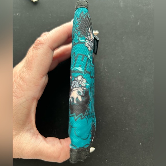 My Hero Academia Deku Velcro Wallet - Picture 5 of 6